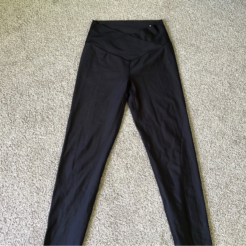 Aerie Black High-Rise Crossover Leggings - Picture 1 of 2